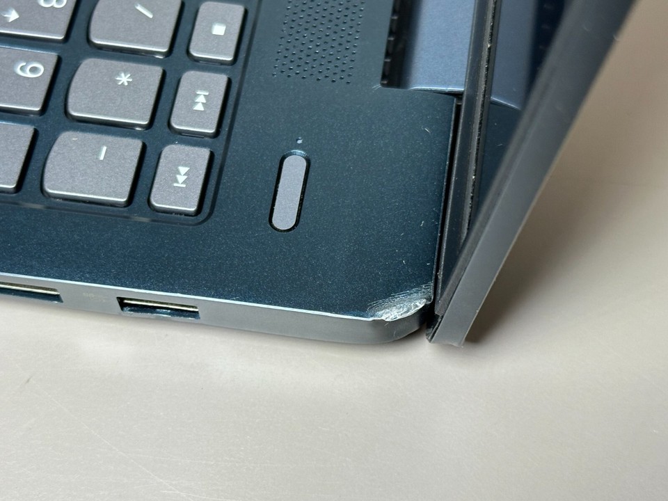 Dented Lenovo ideapad 5 15.6" FHD Touch i7-1255U 12GB 512GB SSD Webcam FPReader - Image 4