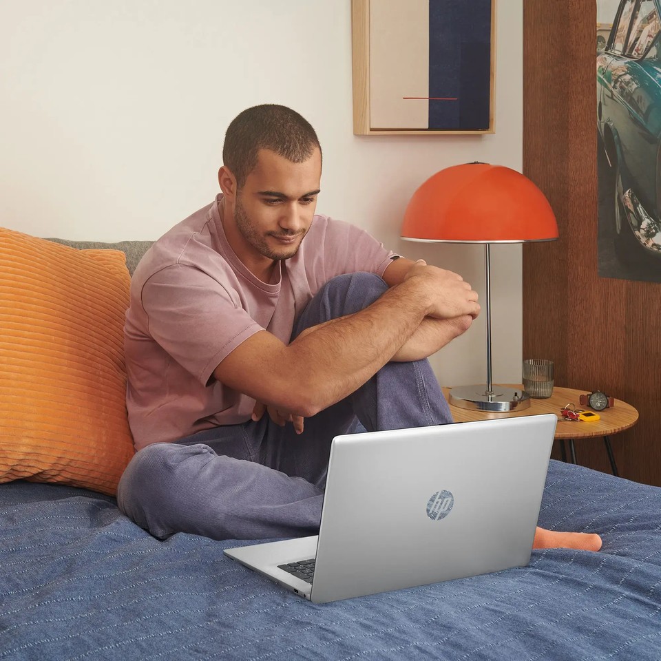 HP 17.3" HD+ Touch 6-Core Ryzen 5 7430U 16GB Ram 1TB NVMe PCIe SSD Webcam Win 11 - Image 10